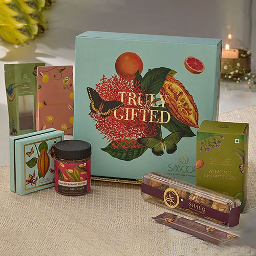 Wholesome Treats Delight Hamper