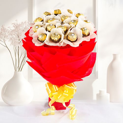 Ferrero Rocher Happiness Arrangement