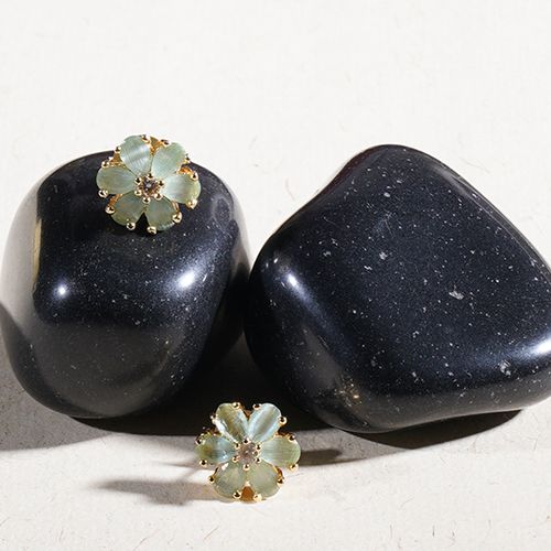 Elegant Floral Gold Stud Earrings