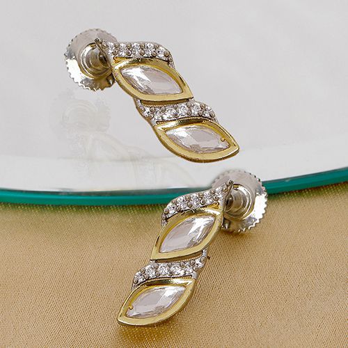 Glamourous Gold and Diamond Boat Earrings