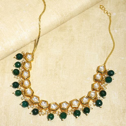 Chic Kundan Glamour