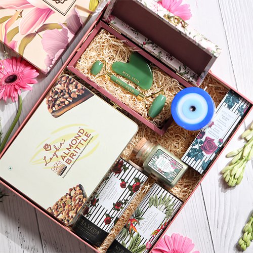 Ultimate Sisters Love Rakhi Gift Box